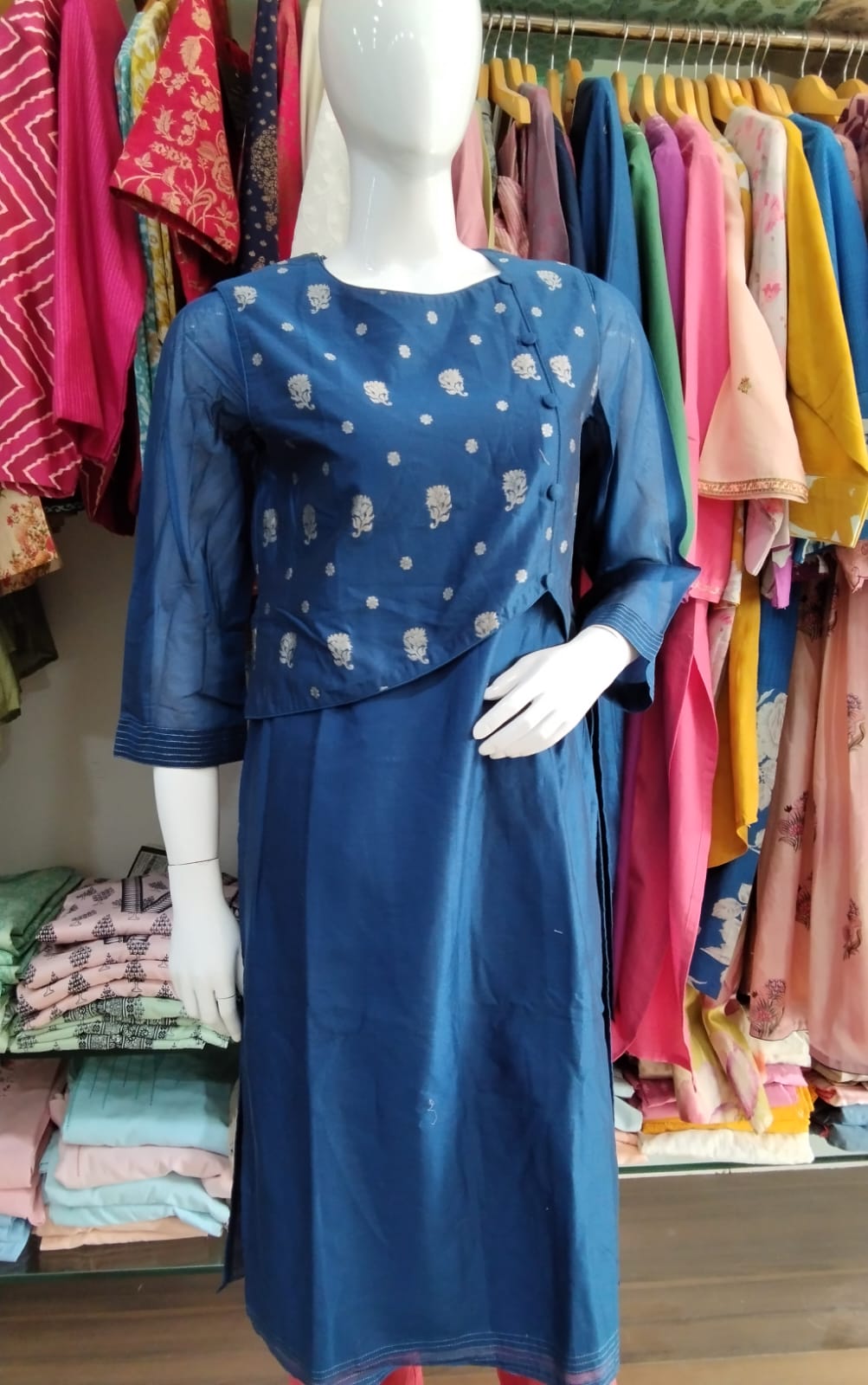 Staight Kurta with Sleeveless waist coat