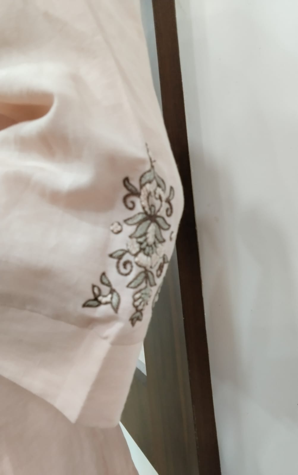 Elegant Blush Linen-Cotton Hand-Embroidered Co-Ord Set