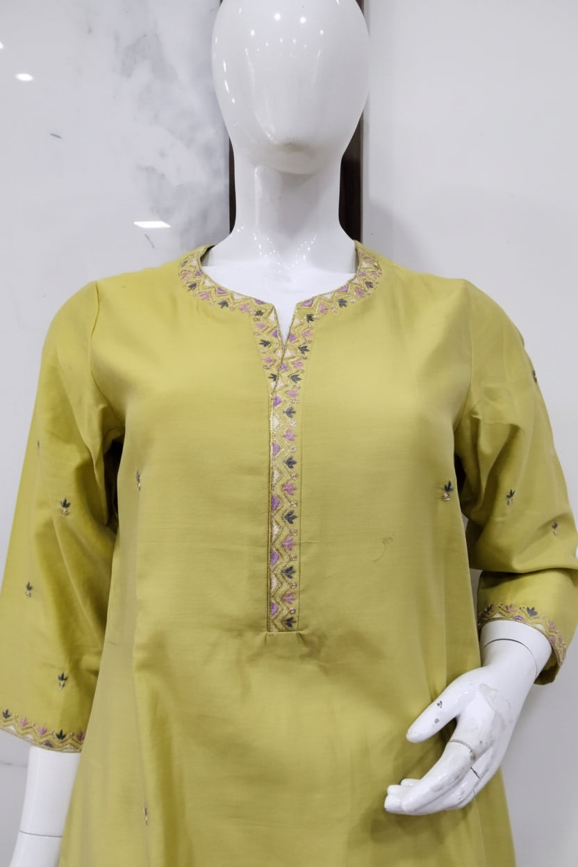 Chartreuse Bloom Pure Cotton Silk Suit Set