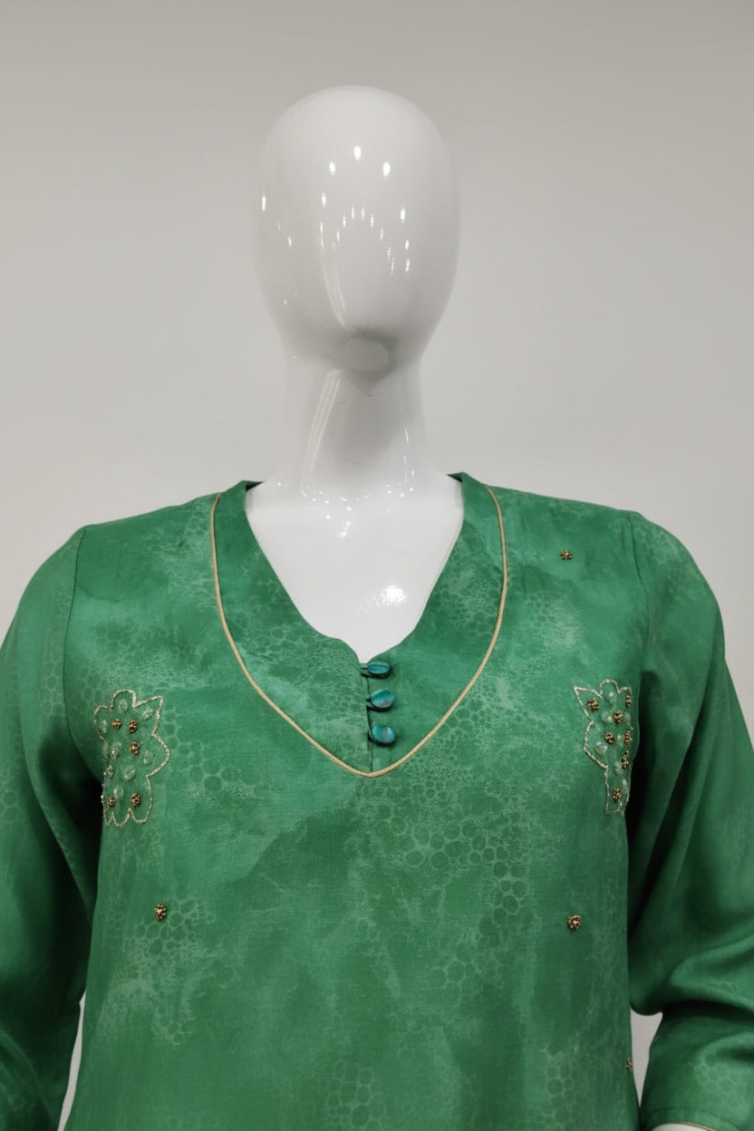 Emerald Green Hand-Embroidered Mull Chanderi Suit Set