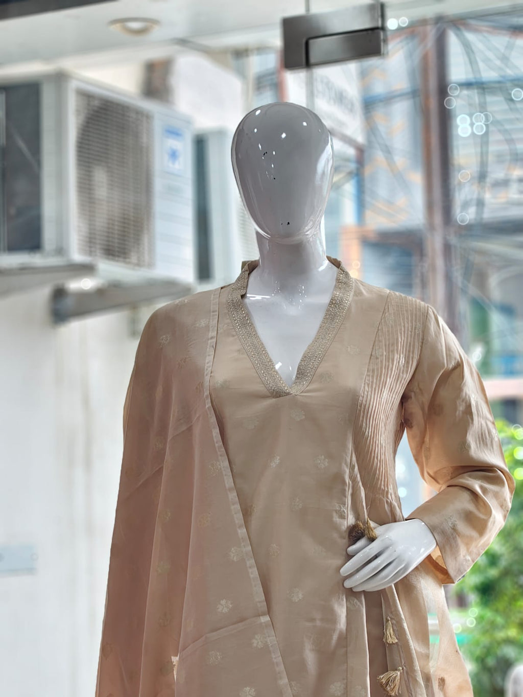 Elegance in Neutral: Chanderi Cotton Silk Kurta Set with Dupatta