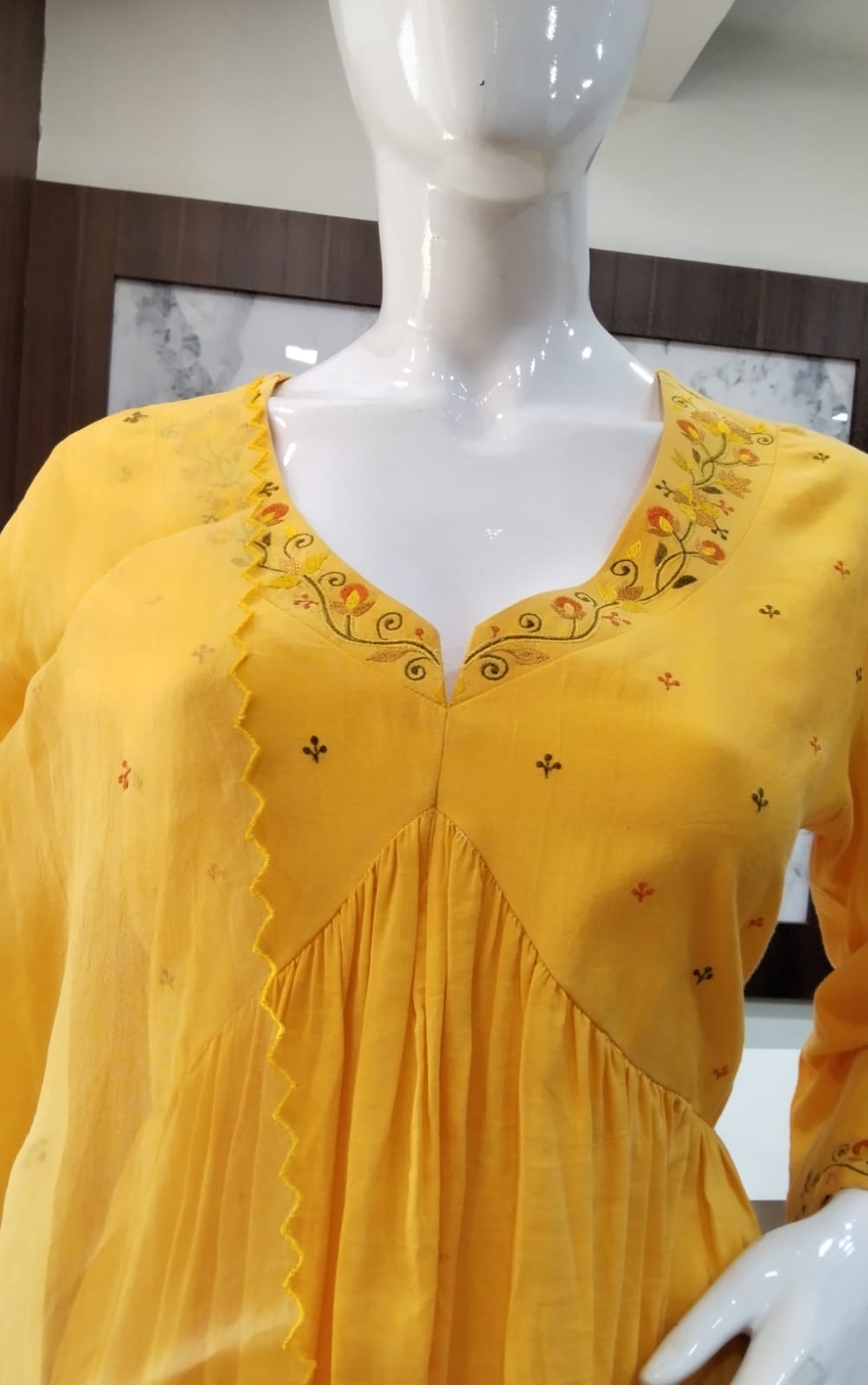 Sunlit Yellow Viscose Cotton Suit Set with Organza Dupatta